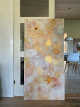 Indlæs billede til gallerivisning ‘Golden Clouds’ 70*140 cm Incl lys egetræsramme